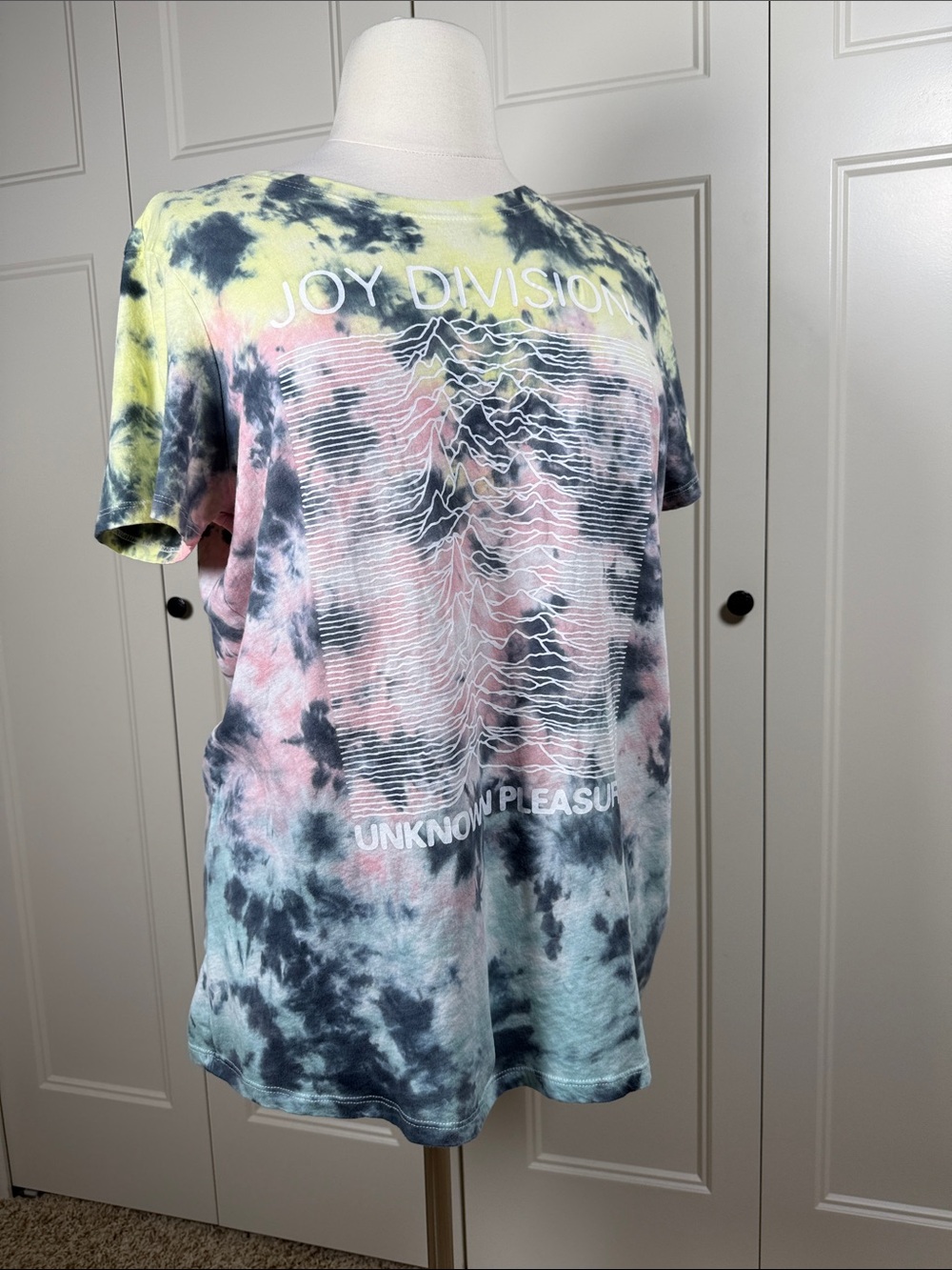 torrid Joy Division Tie-Dye Graphic Tee in Yellow, Pink, Blue, Gray Size 2X